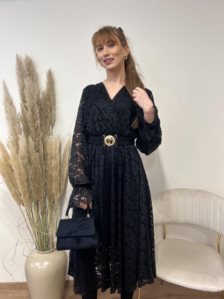 SUKIENKA KORONKOWA MIDI Z PASKIEM