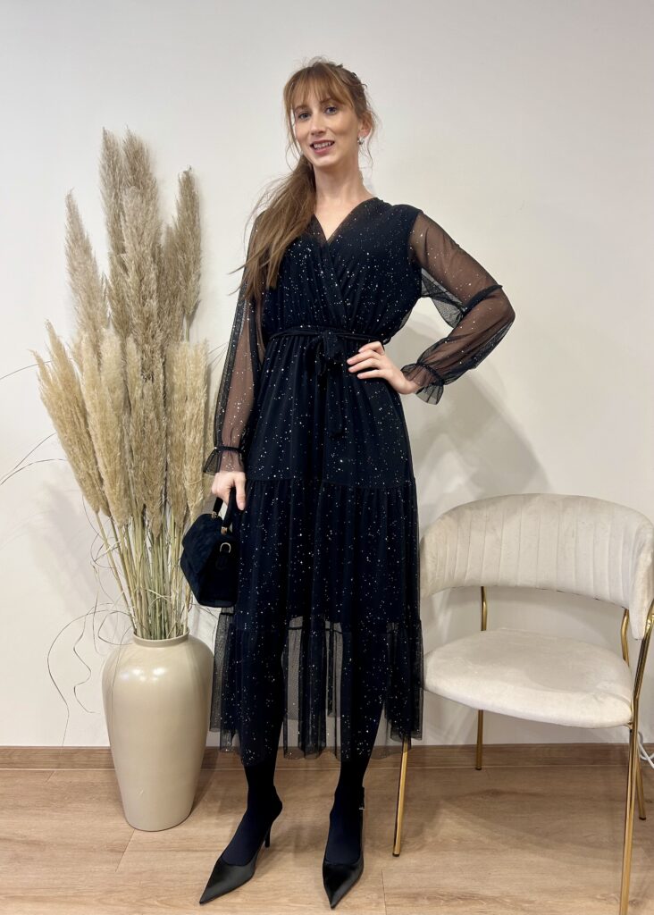 SUKIENKA TIULOWA Z KRYSZTAŁKAMI I PASKIEM