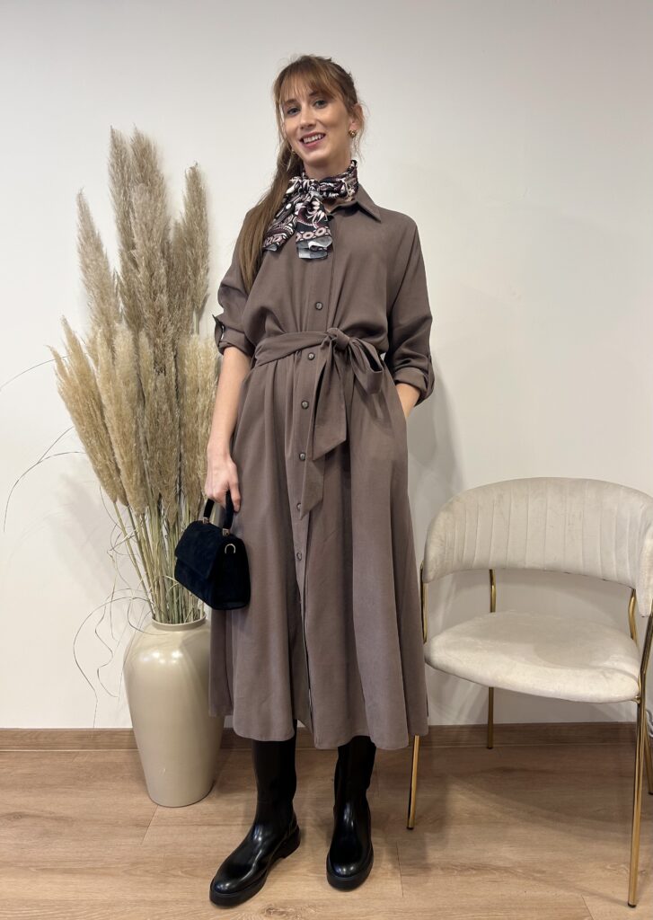 SZMIZJERKA NA GUZIKI Z PASKIEM PREMIUM