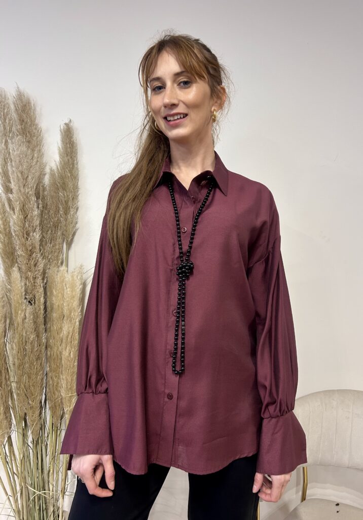 ELEGANCKA KOSZULA Z PIEKNYMI MANKIETAMI