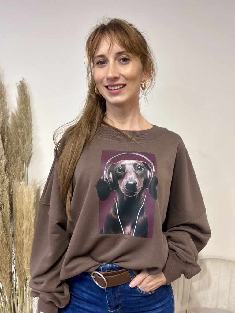 CZEKOLADOWA BLUZA Z JAMNIKIEM