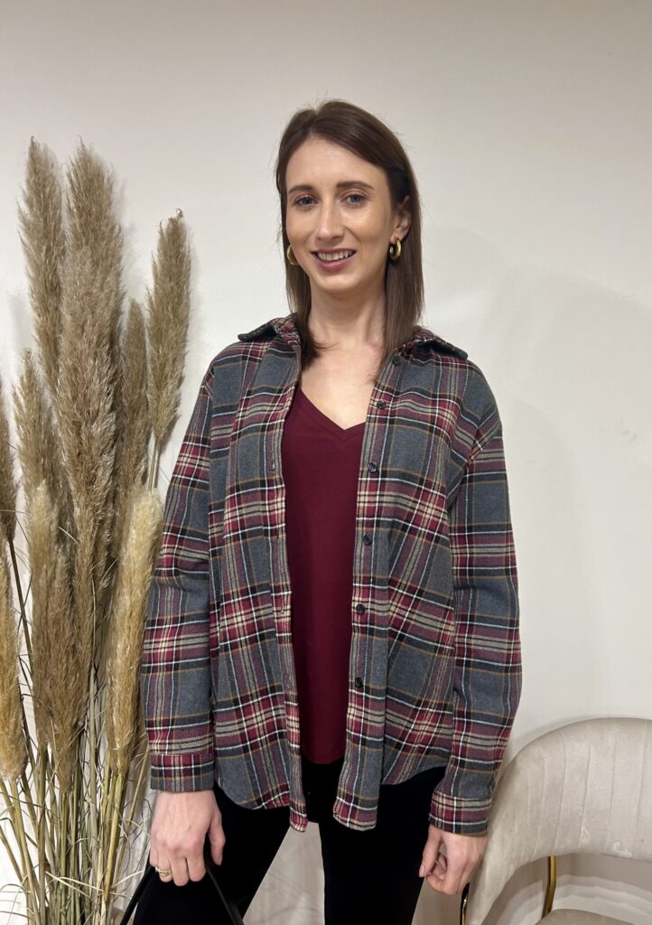 KOSZULA W KRATĘ BORDOWO-SZARĄ