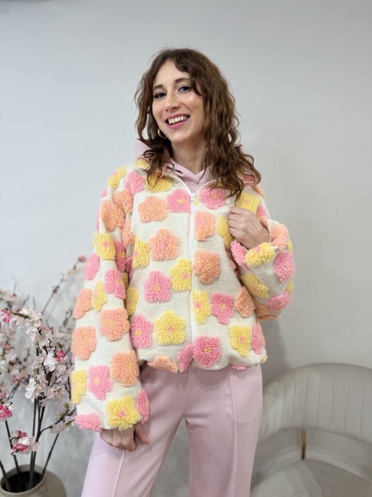 Wiralowy polar z różowy z kwiatami 3D