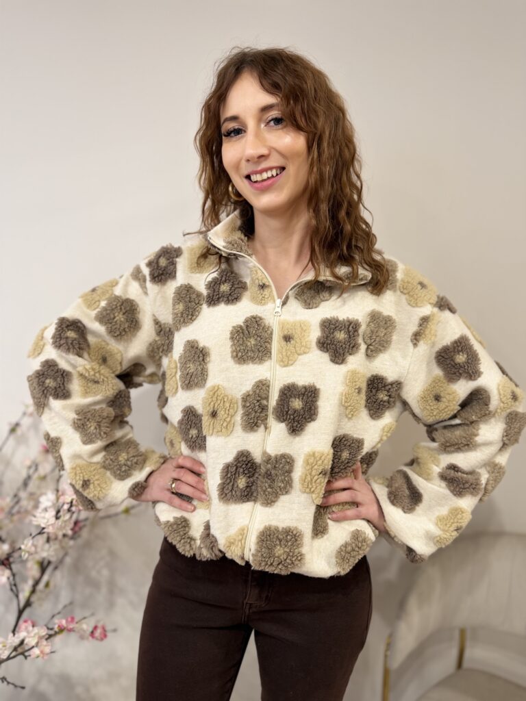 Wiralowy polar beżowy z kwiatami 3D